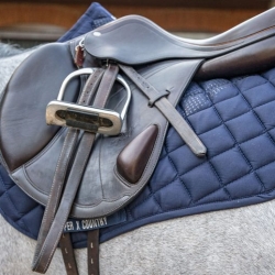 How to buy the right fitted English Horse Saddle for sale online