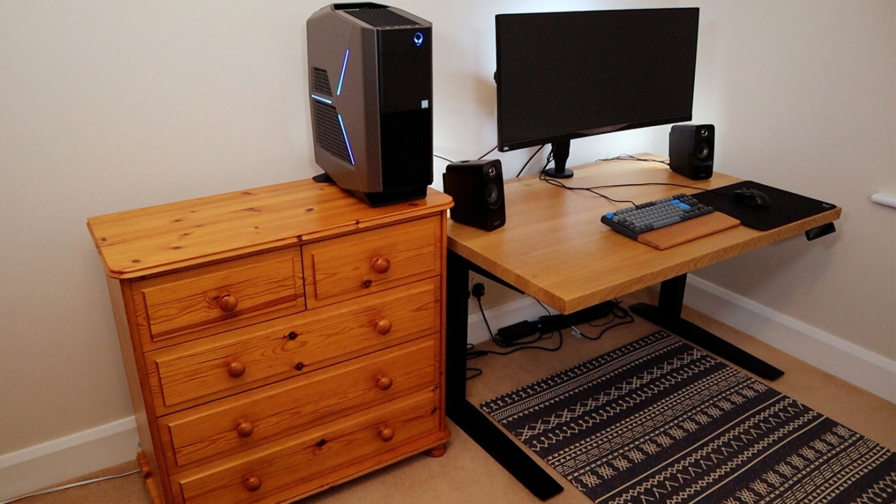  Elevate Your Home Office with the Fully Jarvis Standing Desk: A Detailed Review